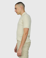 Load image into Gallery viewer, VINCENT & FRANKS S24VF1-SC CRM ZIP SS KNITTED POLO