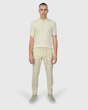 Load image into Gallery viewer, VINCENT & FRANKS S24VF1-SC CRM ZIP SS KNITTED POLO