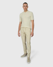 Load image into Gallery viewer, VINCENT & FRANKS S24VF1-SC CRM ZIP SS KNITTED POLO