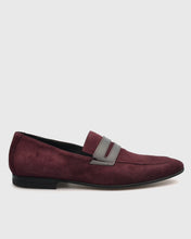 Load image into Gallery viewer, VINCENT & FRANKS S23VFLO-SU BORDO SUEDE LOAFER