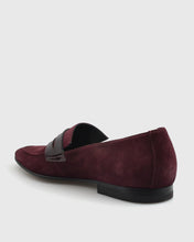 Load image into Gallery viewer, VINCENT & FRANKS S23VFLO-SU BORDO SUEDE LOAFER