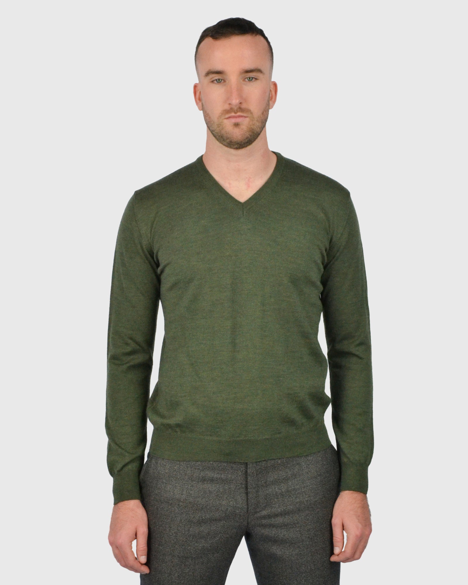 VISCONTI W23V OLIVE-GREEN WOOL V-NECK SWEATER