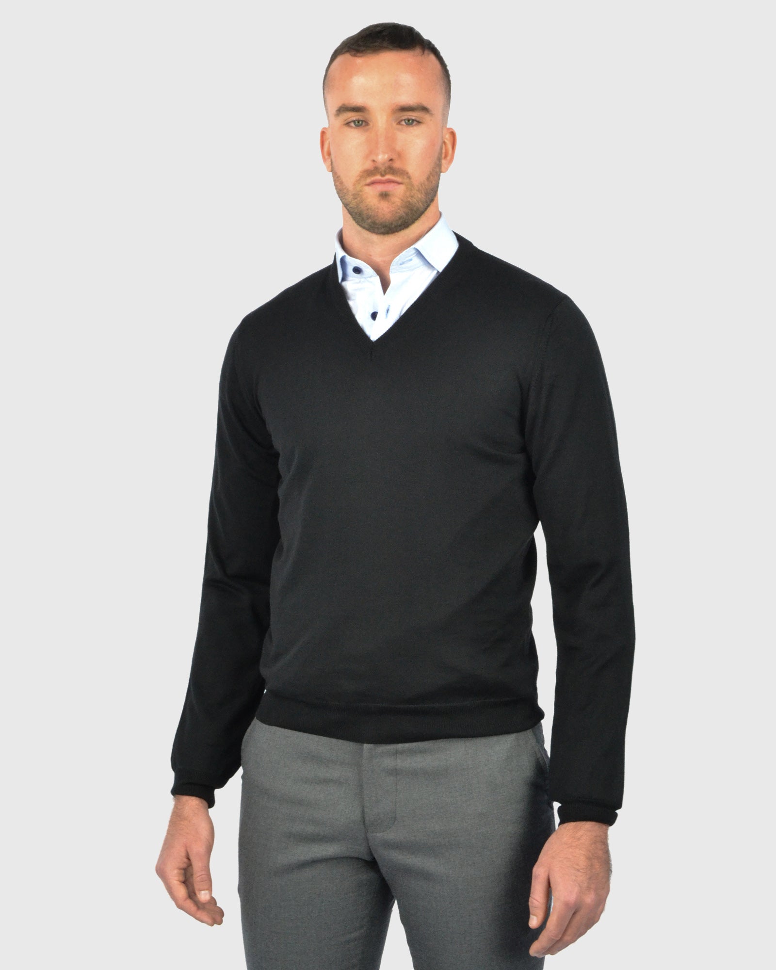 VISCONTI W23V BLACK WOOL V-NECK SWEATER
