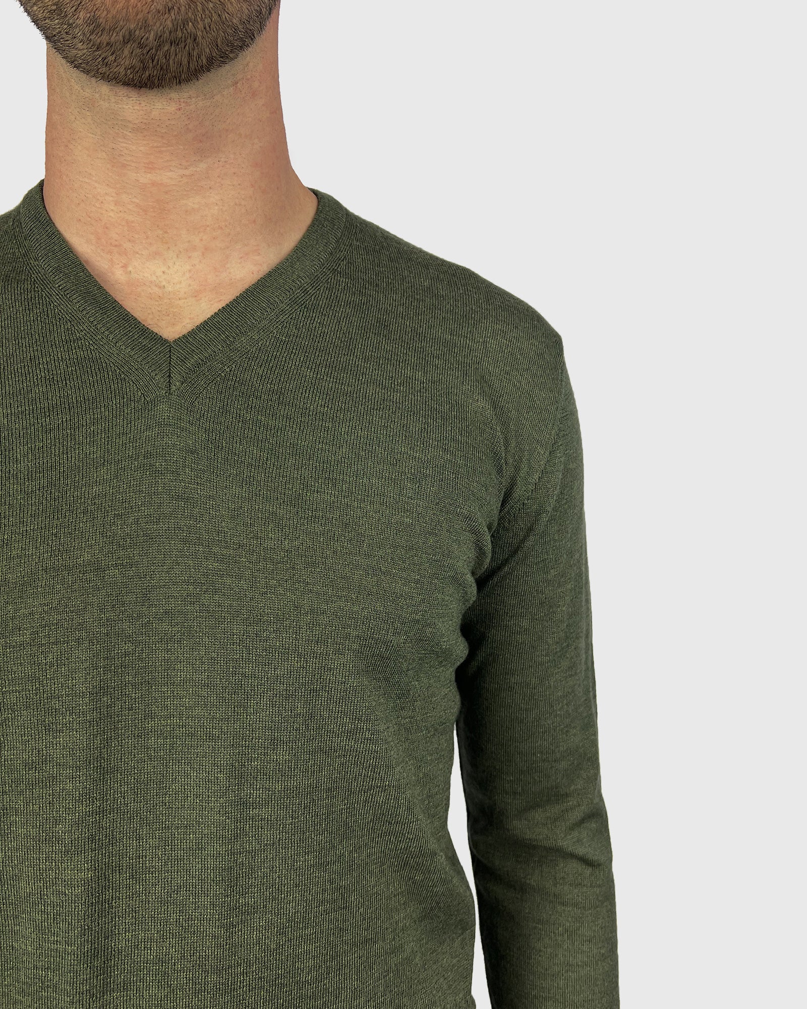 VISCONTI W23V OLIVE-GREEN WOOL V-NECK SWEATER