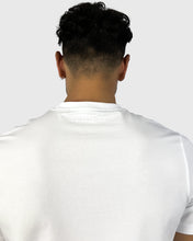 Load image into Gallery viewer, KARL LAGERFELD 755055 SS WHITE CREW T-SHIRT