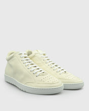 Load image into Gallery viewer, VINCENT & FRANKS VFW24XON WHITE CALF LEATHER SNEAKER