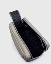 Load image into Gallery viewer, KARL LAGERFELD 815419-410 SAND HAND SATCHEL