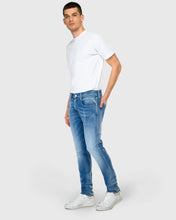 Load image into Gallery viewer, REPLAY RW16661M914Y BLUE ANBASS HYPERFLEX JEANS