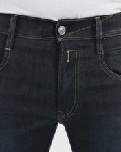Load image into Gallery viewer, REPLAY RRI10661M914Y DK-BLUE ANBASS HYPERFLEX JEANS