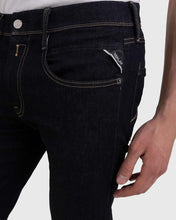 Load image into Gallery viewer, REPLAY RF13661M914Y DK-BLUE ANBASS HYPERFLEX JEANS