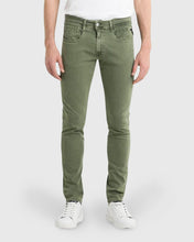 Load image into Gallery viewer, REPLAY R3978121914Y GREEN ANBASS X-LITE JEANS