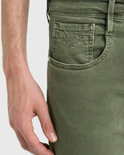 Load image into Gallery viewer, REPLAY R3978121914Y GREEN ANBASS X-LITE JEANS