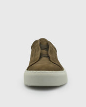 Load image into Gallery viewer, VINCENT & FRANKS S24VF-BRACESLIP BROWN NUBUCK SNEAKER