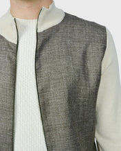 Load image into Gallery viewer, VINCENT & FRANKS SS24-1-507523 NAT-LATTE MILANO ZIP CARDIGAN