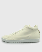 Load image into Gallery viewer, VINCENT & FRANKS VFW24XON WHITE CALF LEATHER SNEAKER