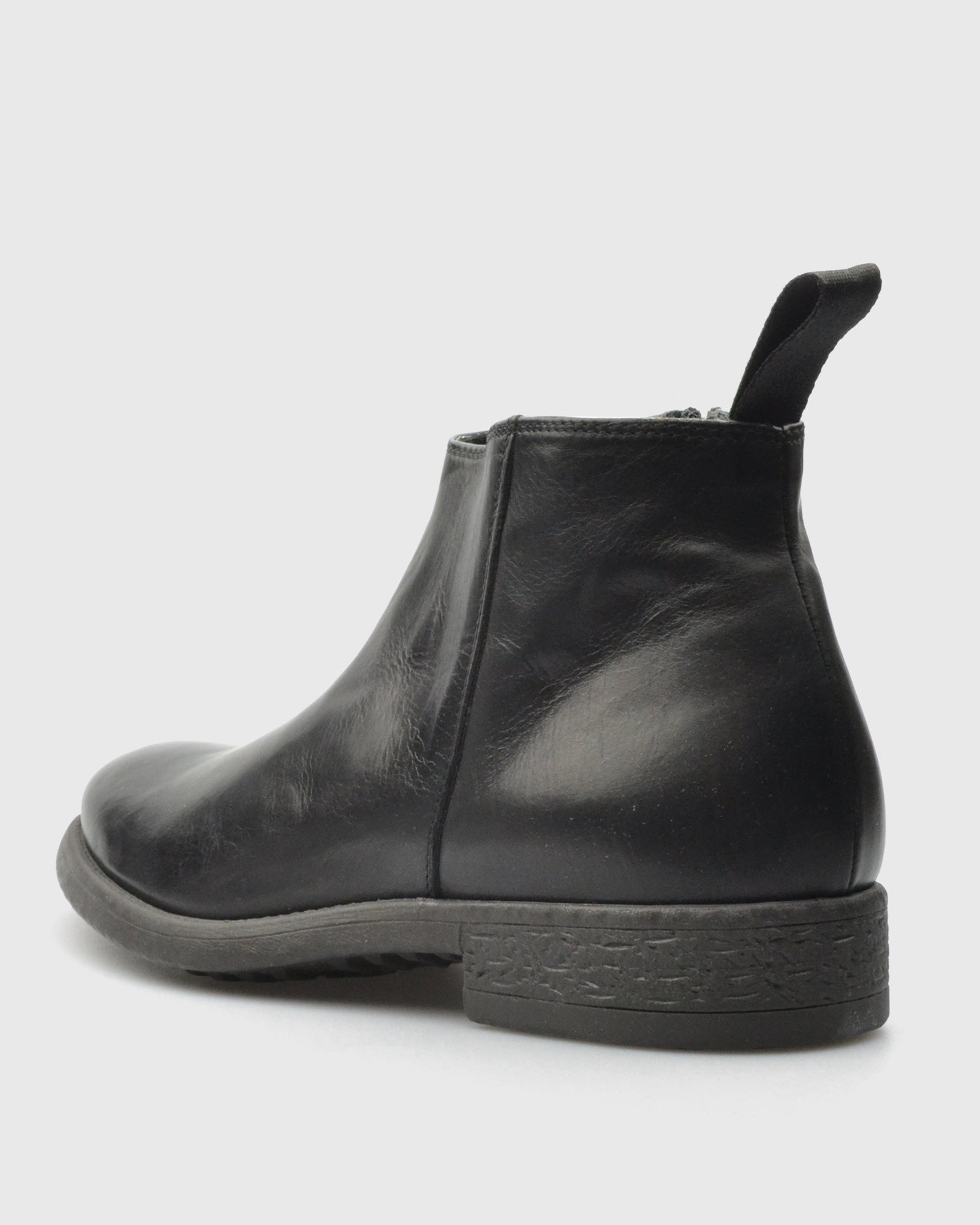 VINCENT & FRANKS VFW25 BLAK CLAF LEATHER ZIP ANKLE BOOT