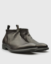 Load image into Gallery viewer, VINCENT & FRANKS VFW25 BROWN CLAF LEATHER ZIP ANKLE BOOT
