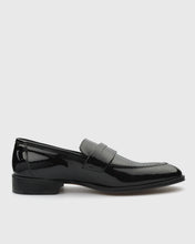 Load image into Gallery viewer, VINCENT & FRANKS VFW26-LO BLACK PATENT LOAFER