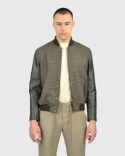 Load image into Gallery viewer, VINCENT & FRANKS W2448213/1 BROWN BOMBER JACKET