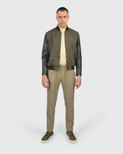 Load image into Gallery viewer, VINCENT & FRANKS W2448213/1 BROWN BOMBER JACKET