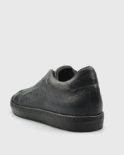Load image into Gallery viewer, VINCENT & FRANKS W26VF-BRACE OSTRICH BLACK SNEAKER