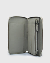 Load image into Gallery viewer, KARL LAGERFELD 815414-410 SAND HAND WALLET