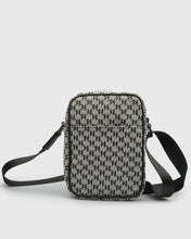 Load image into Gallery viewer, KARL LAGERFELD 805904-990 BLACK KL LOGO CROSSBODY BAG