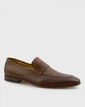 Load image into Gallery viewer, VINCENT & FRANKS EGDIRLA SO TAN LOAFER