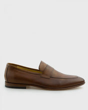 Load image into Gallery viewer, VINCENT & FRANKS EGDIRLA SO TAN LOAFER