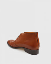 Load image into Gallery viewer, IMASCHI 8453V VITELO DERBY TAN LACE BOOT