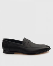 Load image into Gallery viewer, VINCENT & FRANKS VFSS19BEL PERFORATED BLACK LOAFER