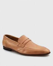 Load image into Gallery viewer, VINCENT & FRANKS VFS19 KANGAROO LEATHER APRICOT LOAFER