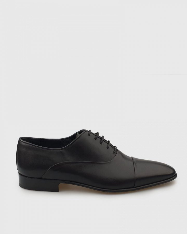 BRANDO 6850 AUSTIN OXFORD BLACK TOE CAP SHOE
