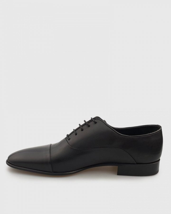 BRANDO 6850 AUSTIN OXFORD BLACK TOE CAP SHOE