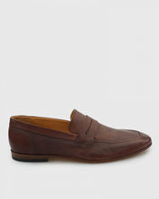 Load image into Gallery viewer, VINCENT & FRANKS VFS19 KANGAROO LEATHER BROWN LOAFER