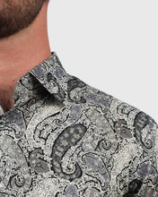 Load image into Gallery viewer, VINCENT & FRANKS S183636041S GREY PAISLEY LIBERTY PRINT SLIM SC SHIRT