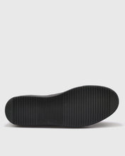 Load image into Gallery viewer, VINCENT & FRANKS VFW22 SUEDE CHOCOLATE HIGH-TOP BOOT