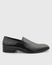 Load image into Gallery viewer, VINCENT & FRANKS VFW23-S SHINY BLACK PATENT LOAFER