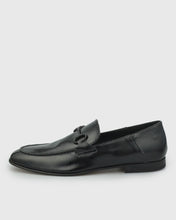 Load image into Gallery viewer, VINCENT & FRANKS VFS21 BLACK PERFORATED PATENT LOAFER