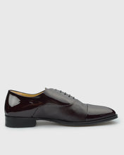 Load image into Gallery viewer, VINCENT & FRANKS VFS22 MAROON PATENT DERBY SHOE