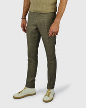 Load image into Gallery viewer, VINCENT & FRANKS S25126/7523 BROWN SLIM TROUSER