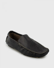 Load image into Gallery viewer, VINCENT & FRANKS S18VF200 BLACK DRIVING SHOE