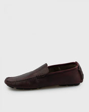 Load image into Gallery viewer, VINCENT & FRANKS S18VF200 MAROON DRIVING SHOE