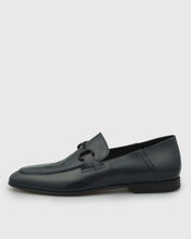 Load image into Gallery viewer, VINCENT & FRANKS VFS21 NAVY PERFORATED PATENT LOAFER