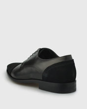 Load image into Gallery viewer, VINCENT & FRANKS VFW22-VF BLACK DERBY SHOE