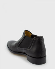 Load image into Gallery viewer, IMASCHI IMW20-3651BLACK CHELSEA 1/2 BOOT