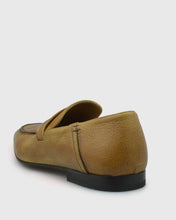 Load image into Gallery viewer, VINCENT & FRANKS VFS22-1 DEER LEATHER ZEST LOAFER