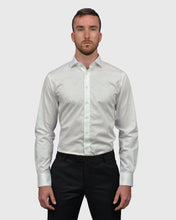 Load image into Gallery viewer, VINCENT & FRANKS S194S6720-01 WHITE JACQUARD SLIM SC SHIRT