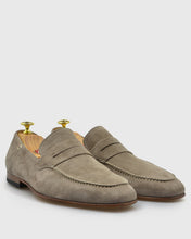 Load image into Gallery viewer, VINCENT & FRANKS VFS20 LO MUSHROOM SUEDE LOAFER
