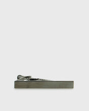 Load image into Gallery viewer, VINCENT & FRANKS VF131.92 CHAR-ROD TIE BAR
